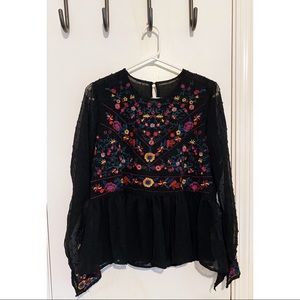 NWOT BBWM Embroidered Blouse